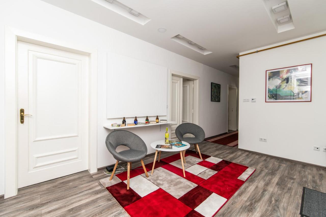 Modern Apartment In The Heart Of The City Center! Sarajevo Exteriér fotografie